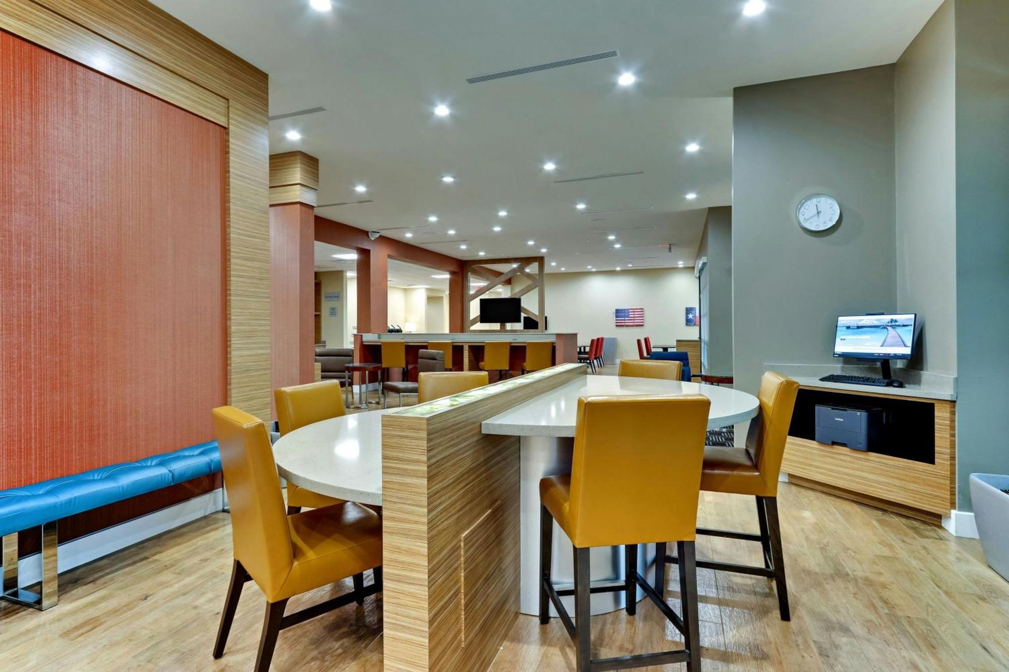 Towneplace Suites By Marriott Houston Northwest Beltway 8 Jersey Village Bagian luar foto